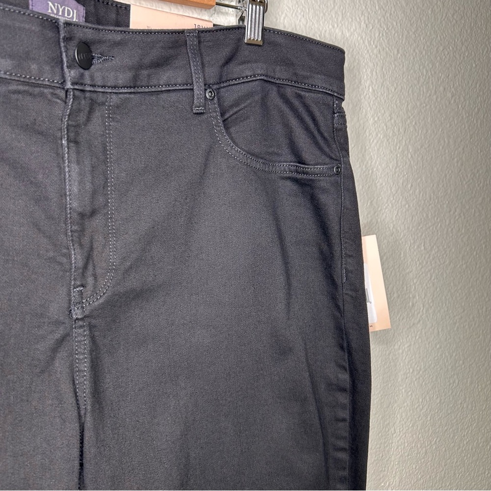 NWT Barbara Bootcut jeans Black 18W - Picture 5 of 16